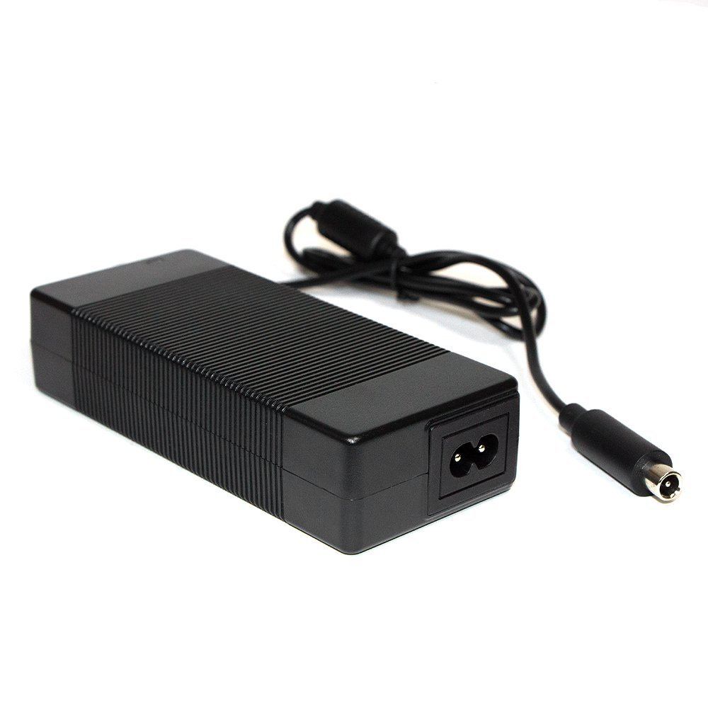 Cargador premium para Xiaomi y Ninebot 42V 2A (conector DC8MM) - Imagen 4